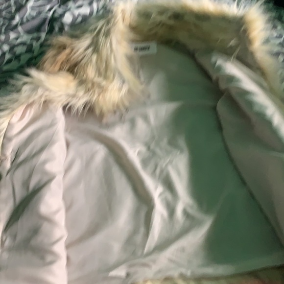BB Dakota faux fur vest size M - Picture 4 of 7
